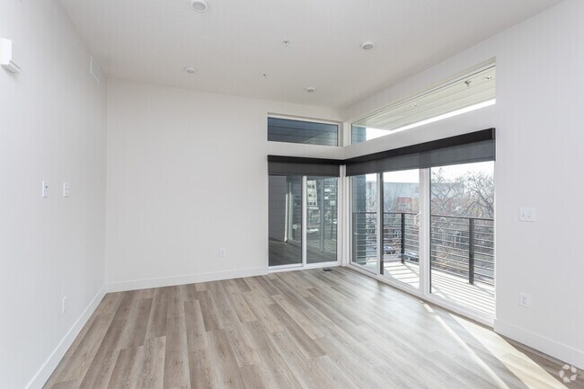 2BR, 2BA - 909SF - Sala de estar - Block 8