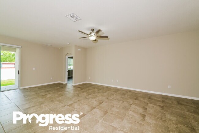 Foto del edificio - 10606 Scenic Hollow Dr