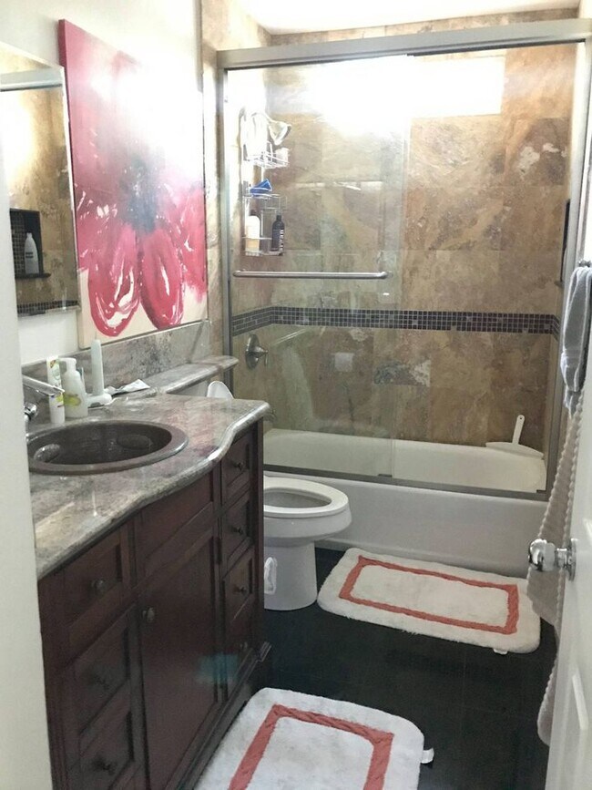 Foto del edificio - 3125 Brighton Ave