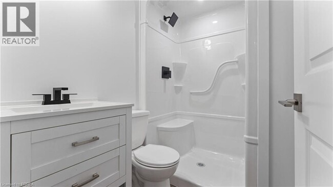 Building Photo - 24B BALFOUR Street Unit# Main