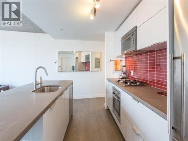 Building Photo - 108 W Cordova St