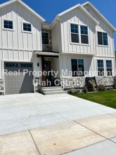 Building Photo - 2425 Orchard Cir