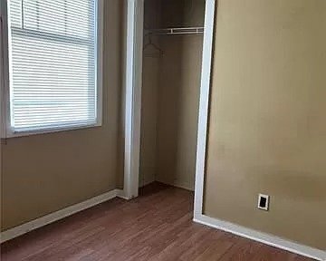 Building Photo - Beautiful Home