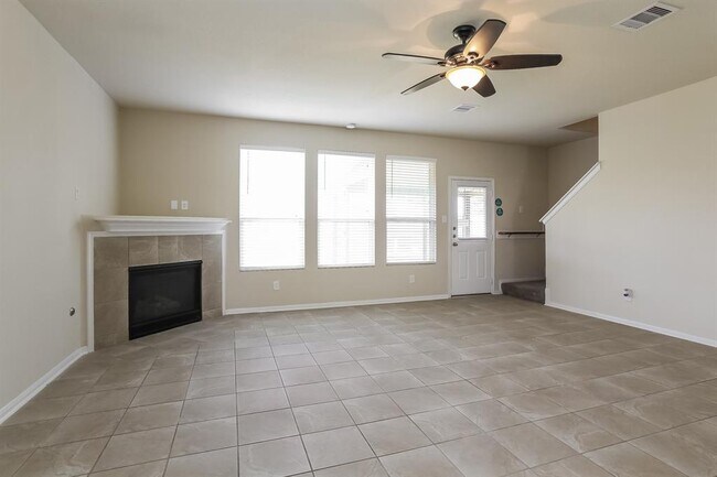 Foto del edificio - 14807 Waverly Hill Ln