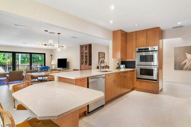 Building Photo - 5288 Boca Marina Cir S