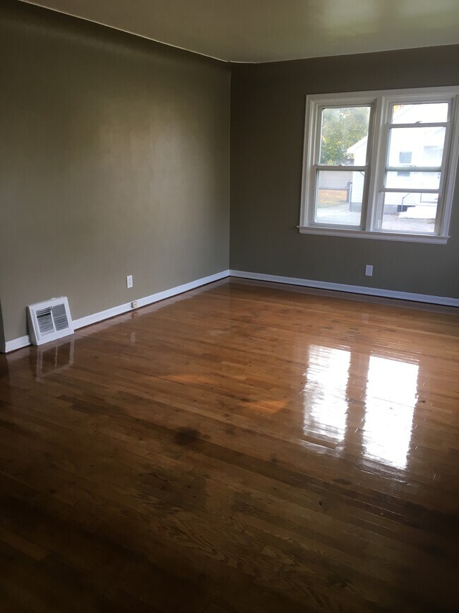 3904 Port Sheldon St, Hudsonville, MI 49426 House Rental in