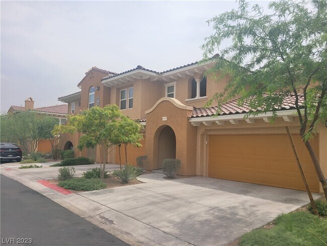 Building Photo - 11885 Tevare Ln