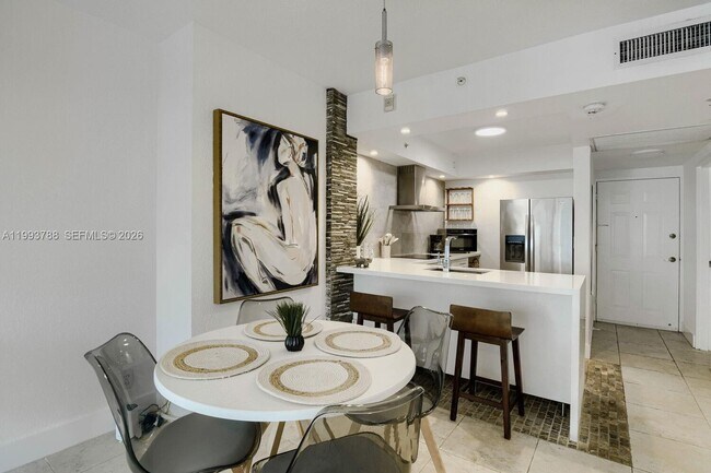 Foto del edificio - 2501 S Ocean Dr
