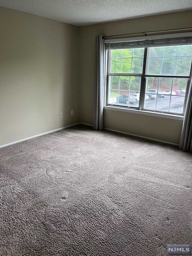 Foto del edificio - 861 Juniper Way