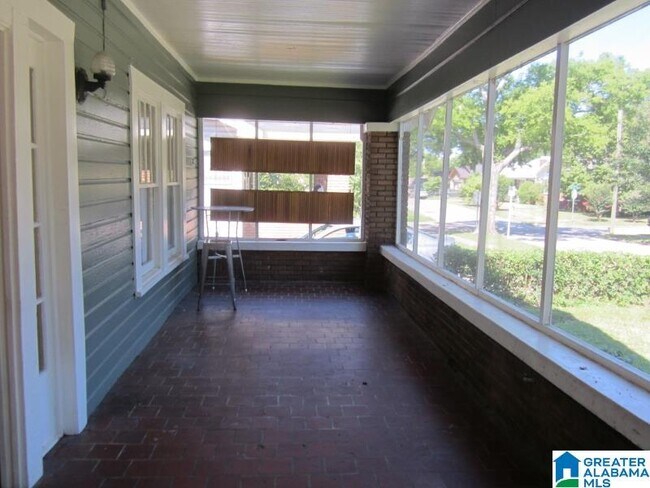 Foto del edificio - 605 10th Ct S