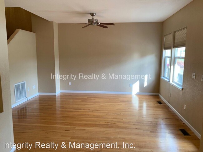 Building Photo - 4 br, 2.5 bath House - 4014 Nordland Trl