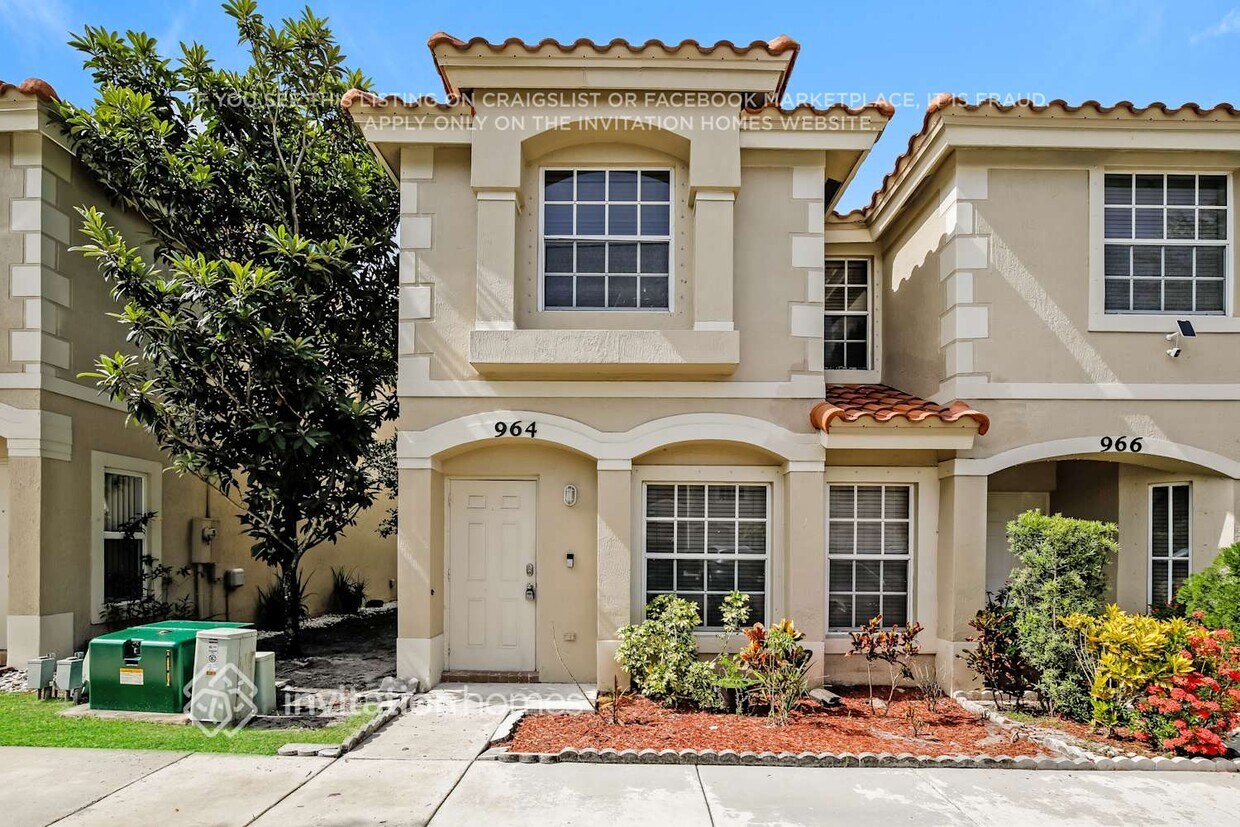 Foto principal - 964 Summit Lake Dr