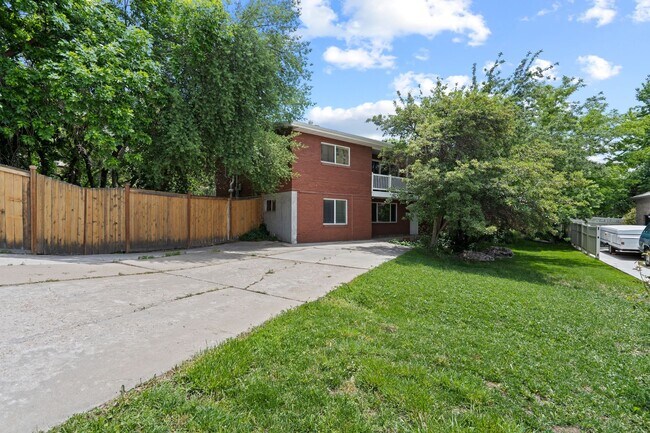 Foto del edificio - 1590 Nicholls Rd