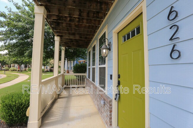 Foto del edificio - 626 N Tennyson Ln