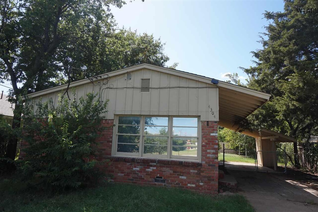 Foto principal - 4304 Columbia Rd