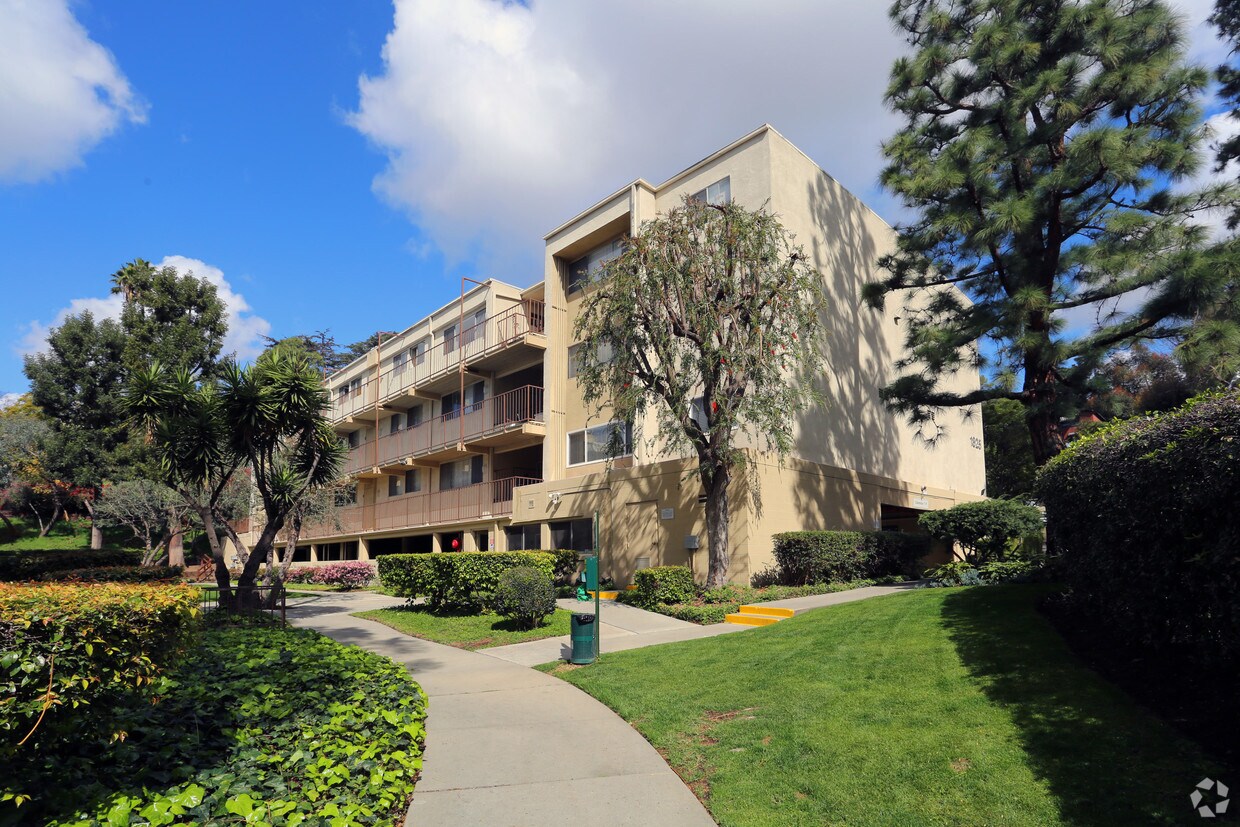Morton Gardens Apartments Los Angeles, CA