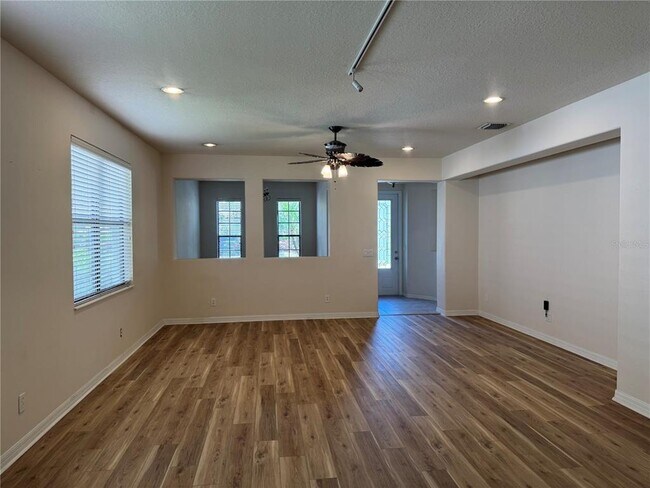 Building Photo - 8237 Dunham Station Dr