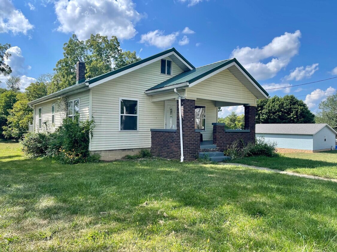 2606 S Leonard Springs Rd, Bloomington, IN 47403 House Rental in Bloomington, IN