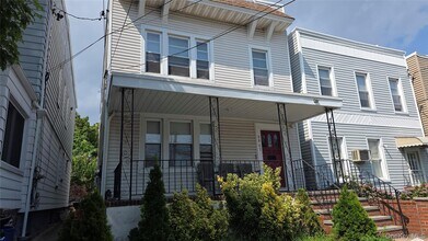 Building Photo - 68-07 53rd Ave