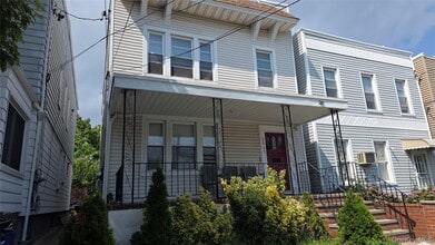 Building Photo - 68-07 53rd Ave