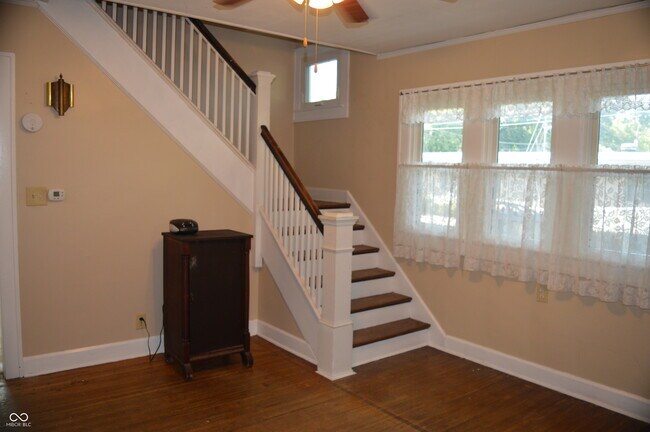 Foto del edificio - 6048 N College Ave