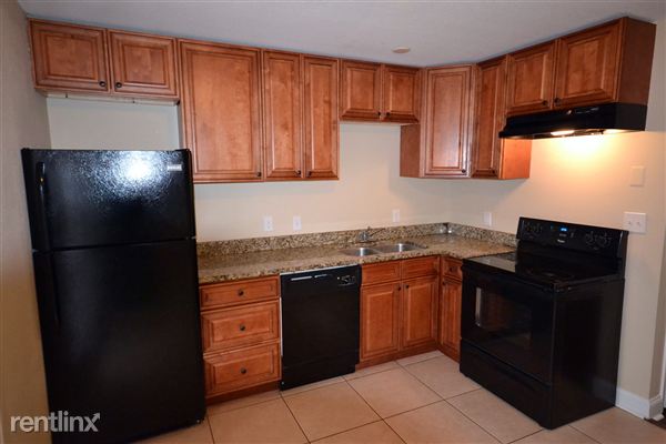 Building Photo - 1725 Herrin Ave