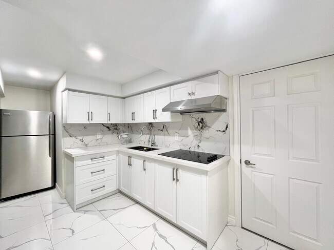 Photo du bâtiment - 5 Forest Edge Cres