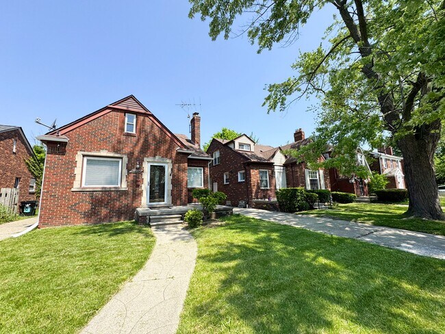 Foto del edificio - 16927 Chandler Park Dr