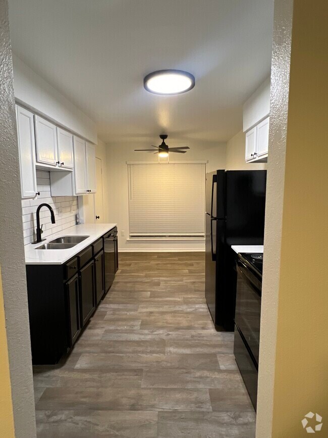 Apartments for Rent in 75254