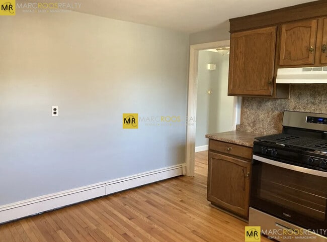 Foto del edificio - 10 Pine St