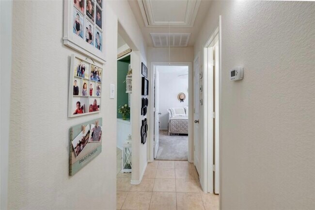 Foto del edificio - 20302 Mathis Landing Dr