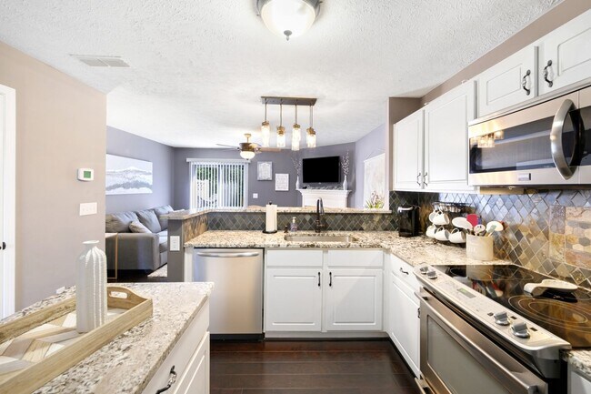Building Photo - 642 Flintlock Ct