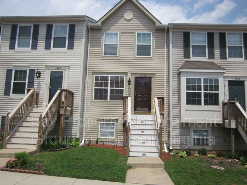 14306 Newbern Loop, Gainesville, VA 20155 Townhome Rentals in