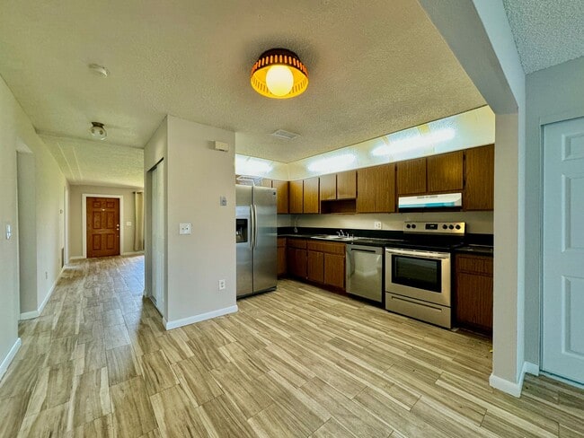 Building Photo - 1723 NW 37th St
