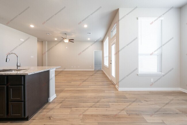 Foto del edificio - 3 Bed|2 Bath- plus Study in Belton ISD - $...