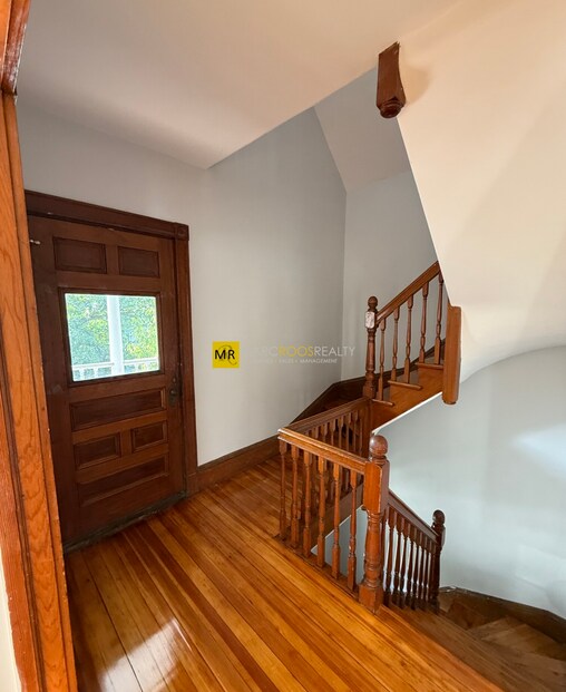 Foto del edificio - 68 Willow Ave