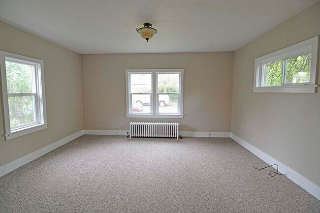 Foto del edificio - 513-515 W Harrison St