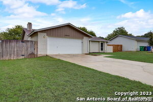 Foto del edificio - 13614 Larkbrook St
