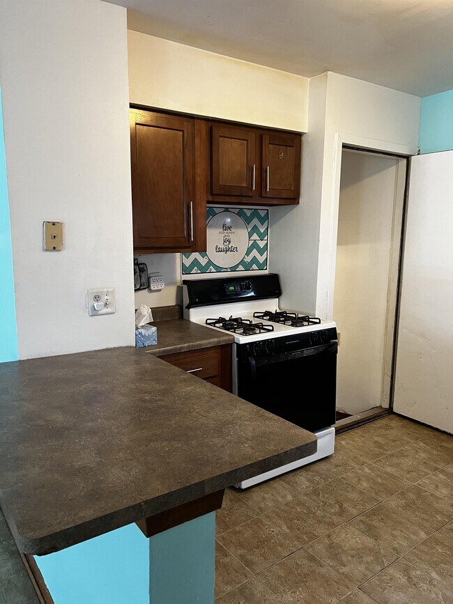 Building Photo - 4025 Fillmore St