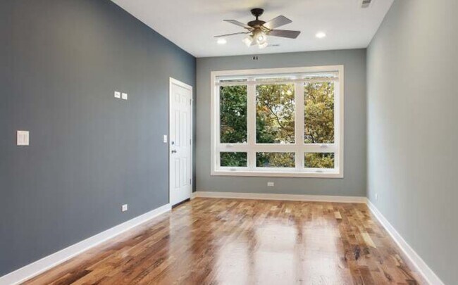 Foto del edificio - 55 N Menard Ave