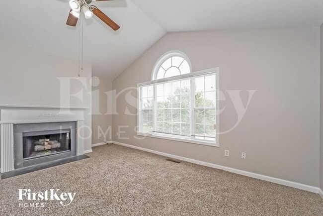 Foto del edificio - 8018 Bradshaw Ct