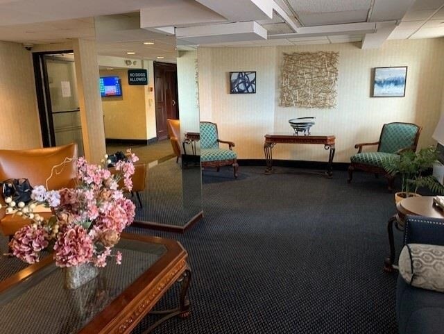 Foto del edificio - 6515 JFK Blvd E