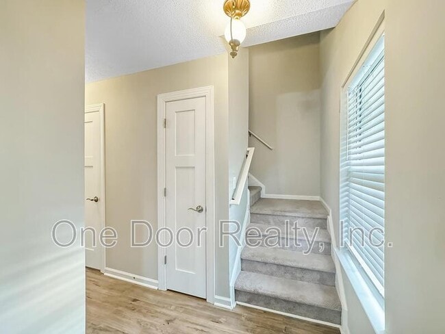 Photo - 6021 Allegheny Rd House