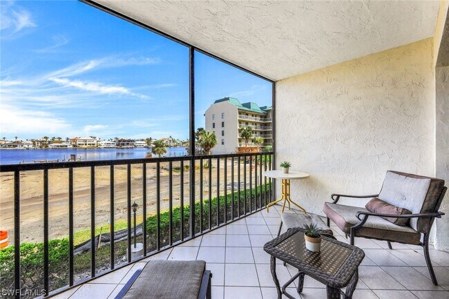 Building Photo - 260 Southbay Dr