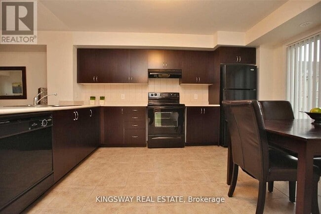 Building Photo - 3050 Erin Centre Blvd