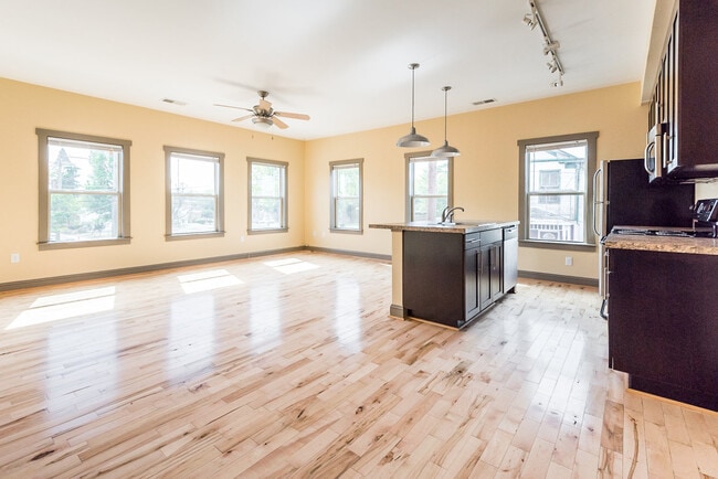 Building Photo - 1323 McDonough St