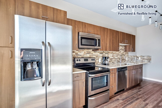 Building Photo - 3372 W 38th Ave