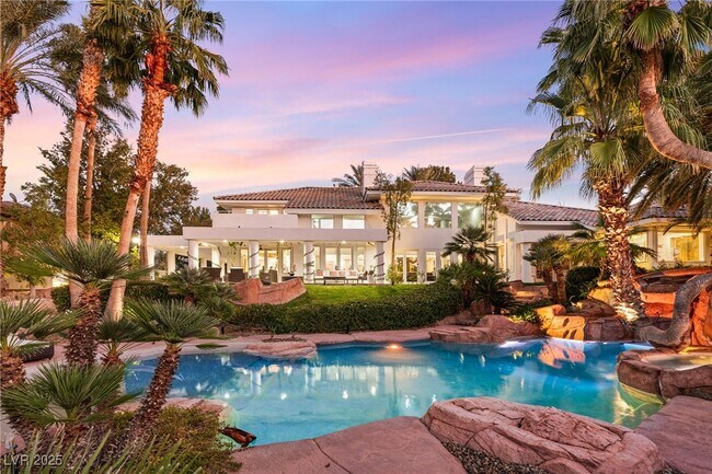 Building Photo - 2057 Troon Dr