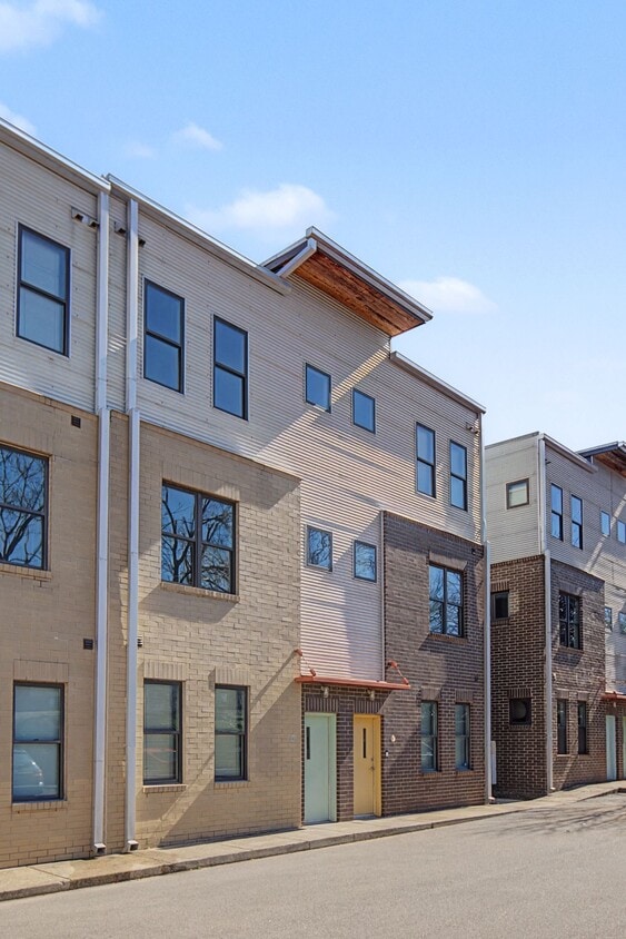 Photo - 1225 4th Ave S (Nashville, TN)