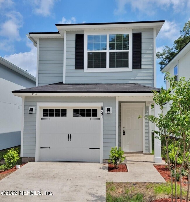 Building Photo - 8741 Dandy Ave